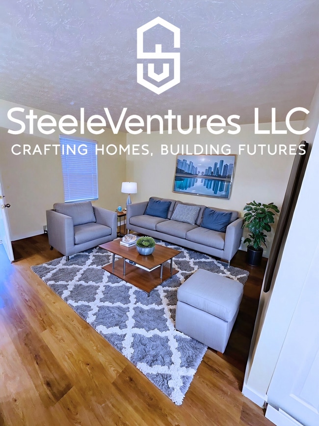 Living Roon - 4138 N Edmondson Ave