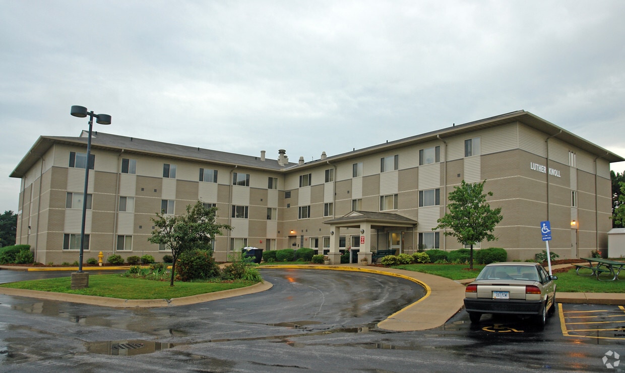 Primary Photo - Luther Knoll Apartments