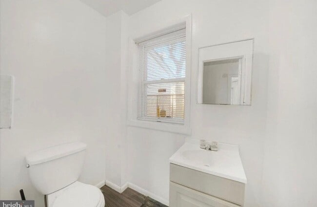Building Photo - Spacious 2 bedroom in Chester!