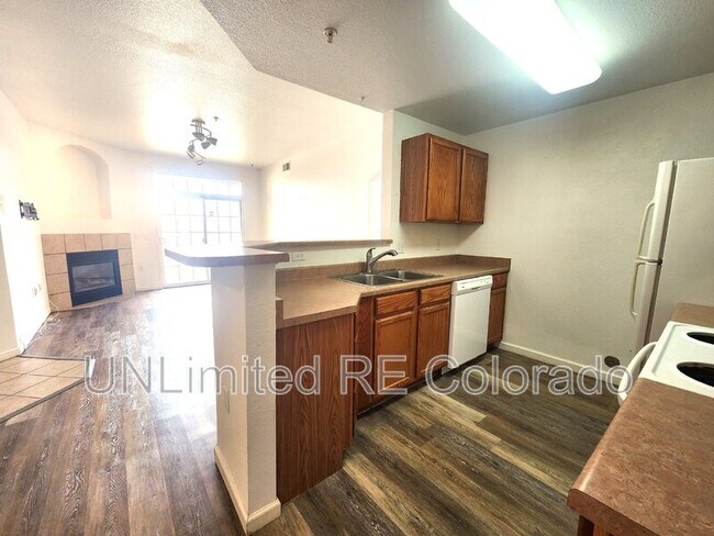 Foto del edificio - 7440 S Blackhawk St
