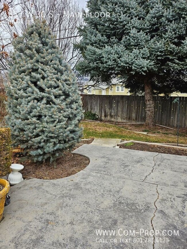 Building Photo - 837 W 30 S St