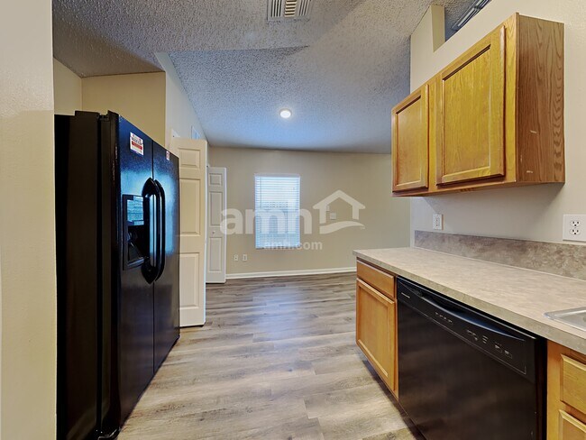 Building Photo - 9544 Watershed Dr N