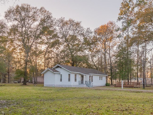 Building Photo - 14260 FM 1485