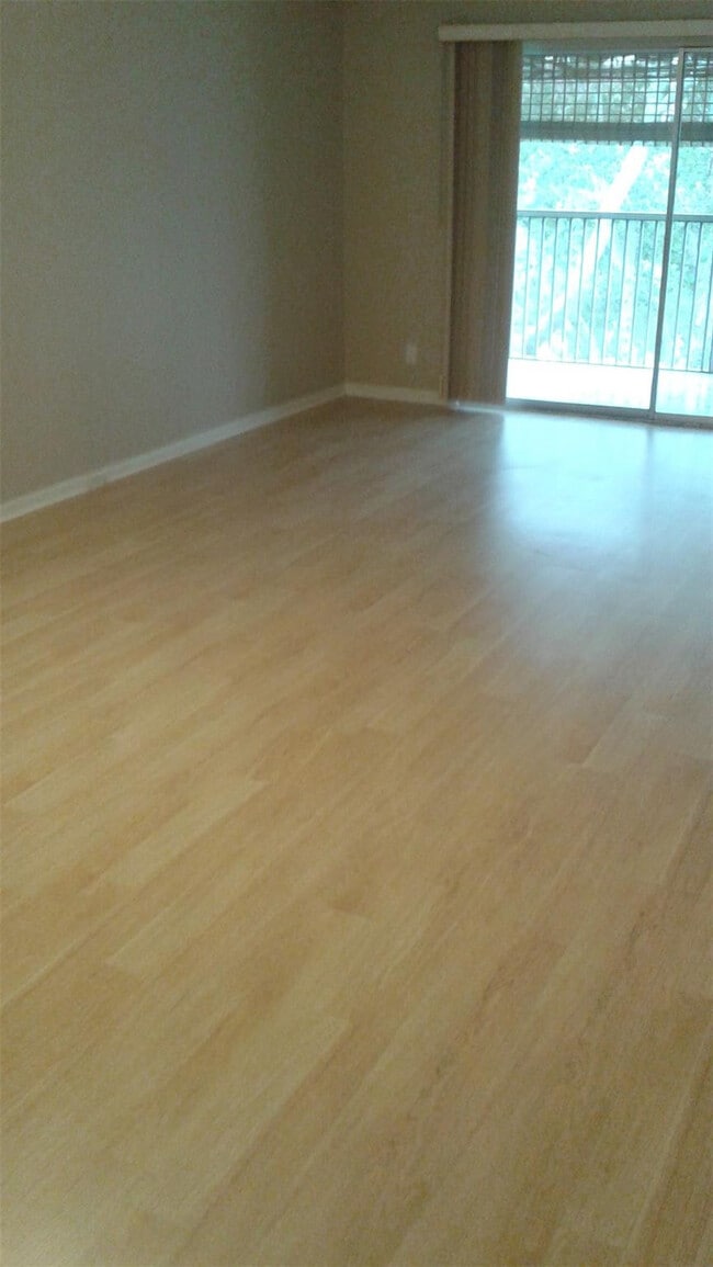 Foto del edificio - 1100 SW 128th Terrace