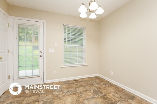 Foto del edificio - 2544 Old Matthews Rd