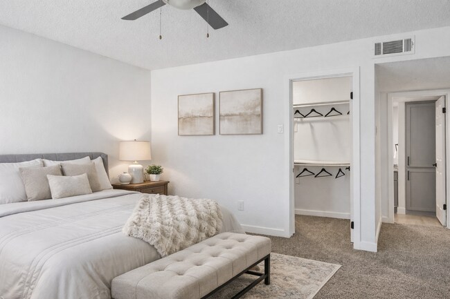 Foto del edificio - Bellevue at Spring Creek