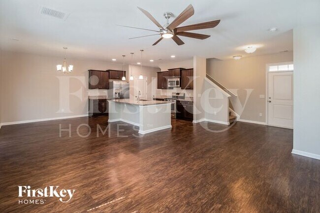 Foto del edificio - 9680 Roseberry St