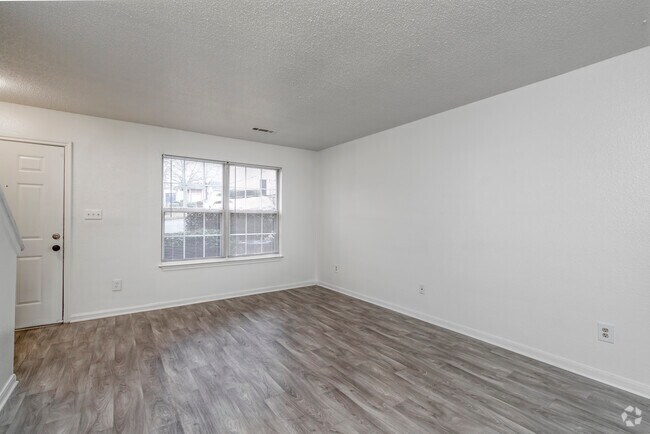 B - 2BR, 2BA - 1930 SF - Sala de estar - Greens of Concord Apartments