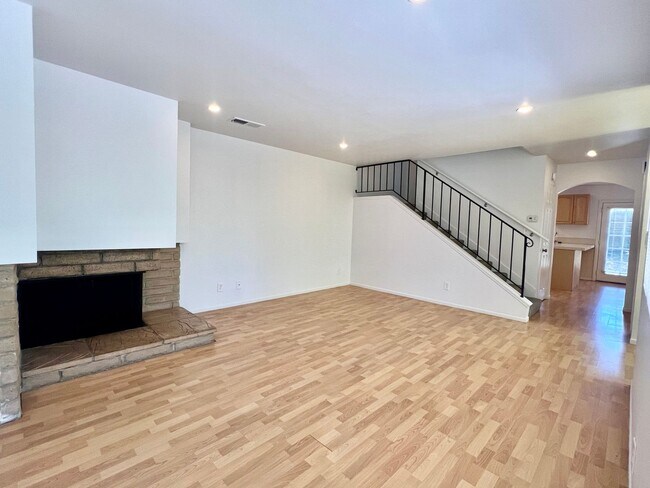 Building Photo - 7337 Lowell Way