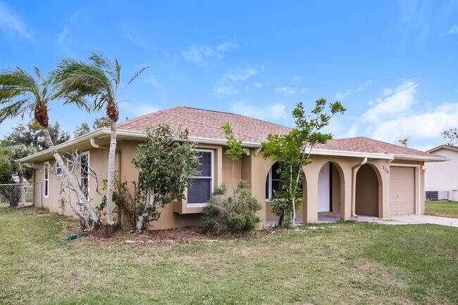 Building Photo - 2179 Alton Rd