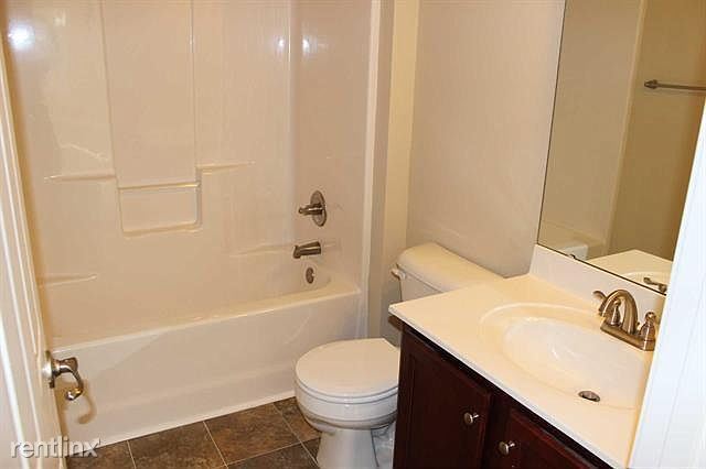 Building Photo - 3 br, 2 bath House - 1302 Mcduffie Ave