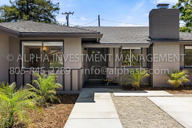 Building Photo - Mid Century Alta Mesa Home w/ Hip Vibe - U...