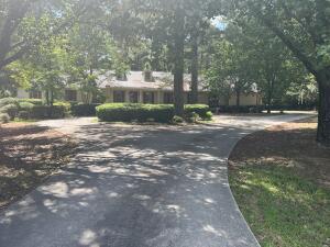 Building Photo - 834 N Belair Rd