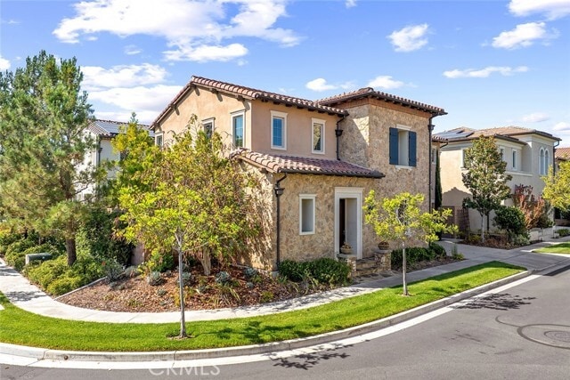 Foto del edificio - 77 English Saddle