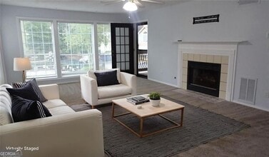 Building Photo - 407 Berkeley Woods Dr