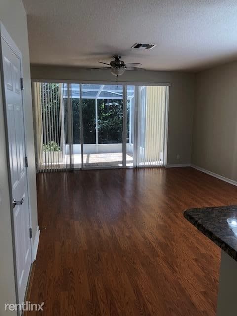 Building Photo - 2 br, 2.5 bath Townhome - Verona Lakes