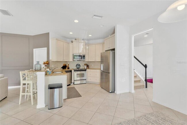 Foto del edificio - 8307 Manor Club Cir