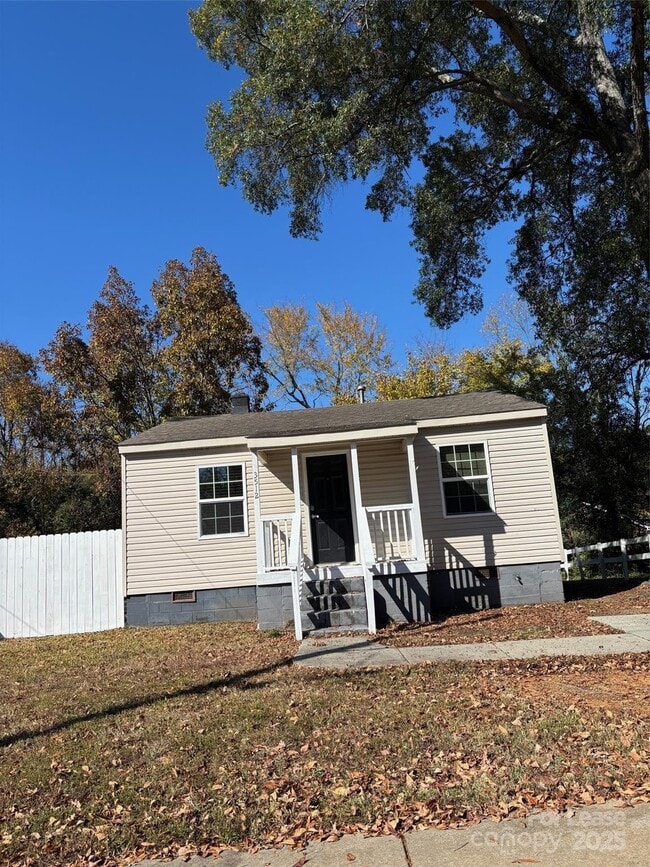 Building Photo - 3512 Jonquil St