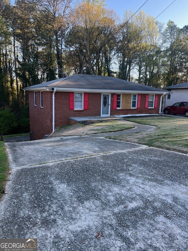 Building Photo - 237 Hermer Cir NW