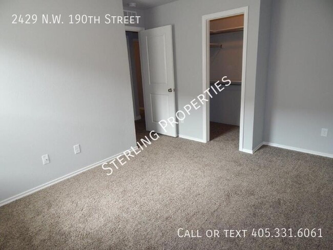 Building Photo - 2429 NW 190th St