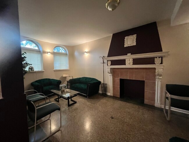 Foto del edificio - 7000 S East End Ave