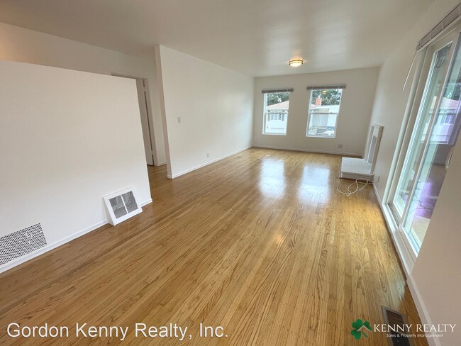 Building Photo - 3 br, 2 bath House - 2230 Fleetwood Drive