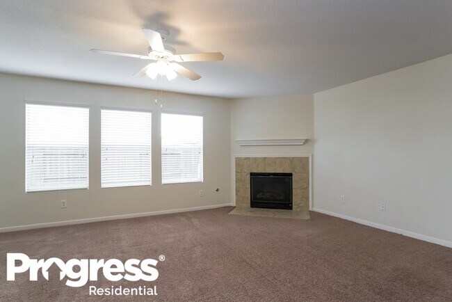 Building Photo - 11623 Silent Elm St