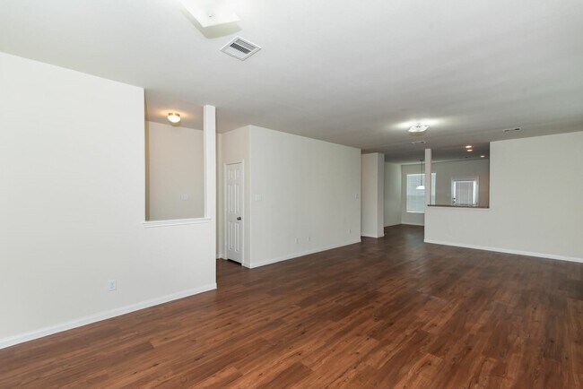 Foto del edificio - 16 Leisure Shore Ct