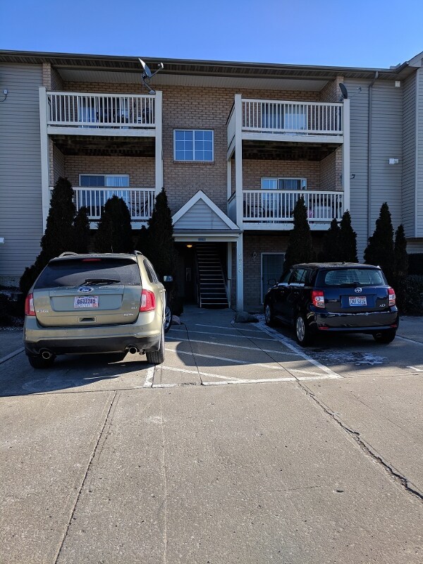 5970 Colerain Ave Unit 14, Cincinnati, OH 45239 Condo for Rent in