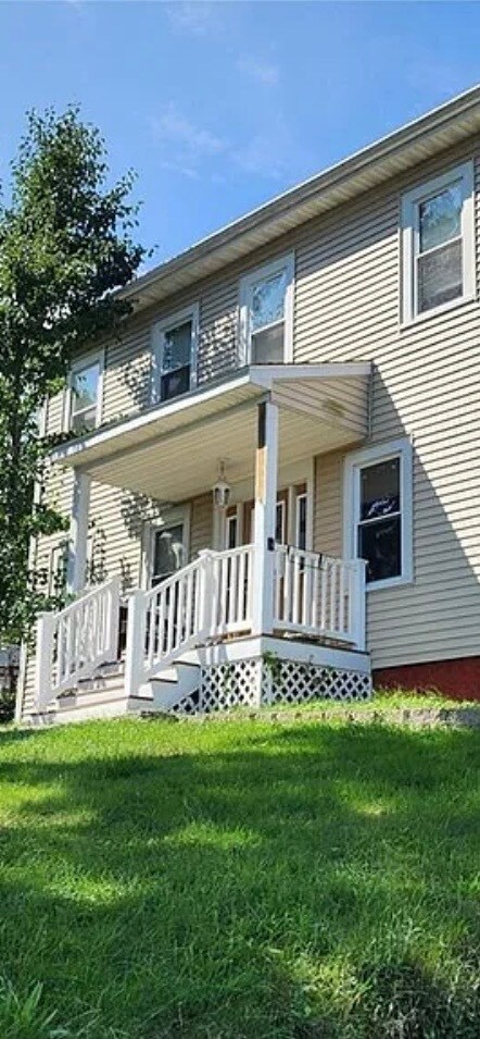 Building Photo - 12 Bradley Ct