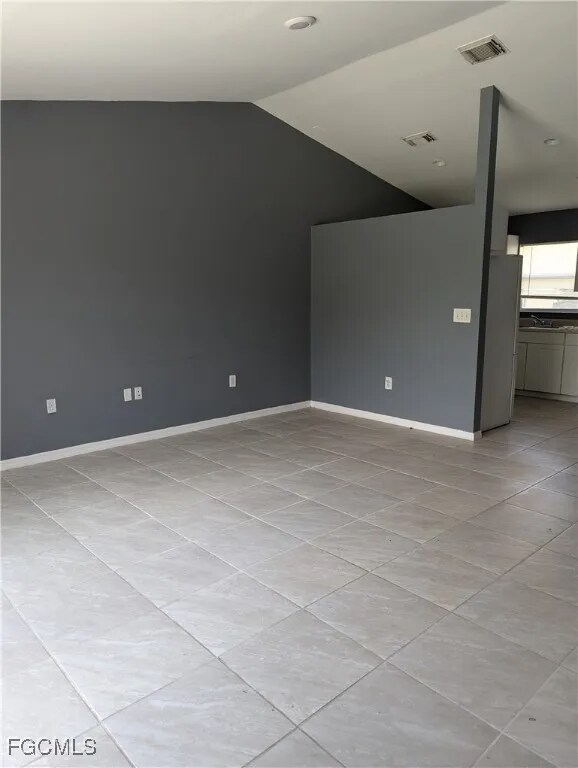 Foto del edificio - 2405 Mansfield Ave S