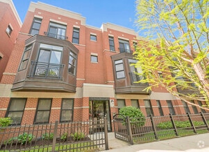 Building Photo - 943 W 14th Pl