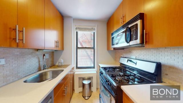 Building Photo - 1 bedroom in Jackson Heights NY 11372