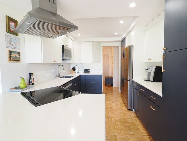 Building Photo - 32646 Coastsite Dr