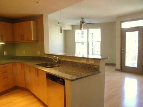 Foto del edificio - 390 17th St NW