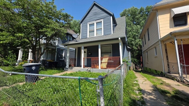 Building Photo - 3 Bed 2 Bath Rare to Rent!