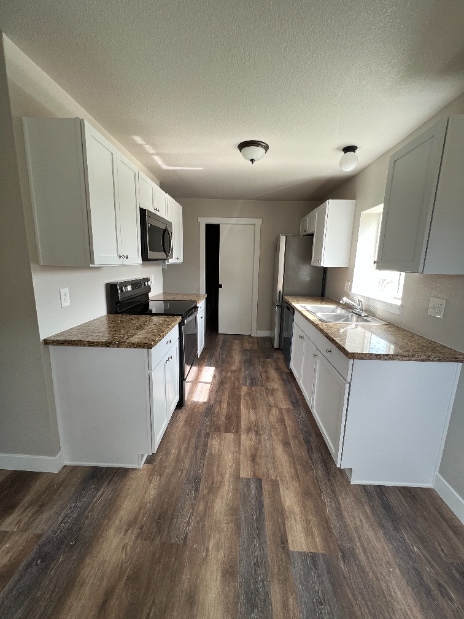 Building Photo - "Charming 2-Bed Oasis in Cheyenne with Coz...