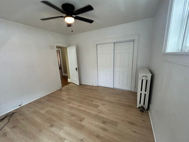 Foto del edificio - 616 N Cooper St