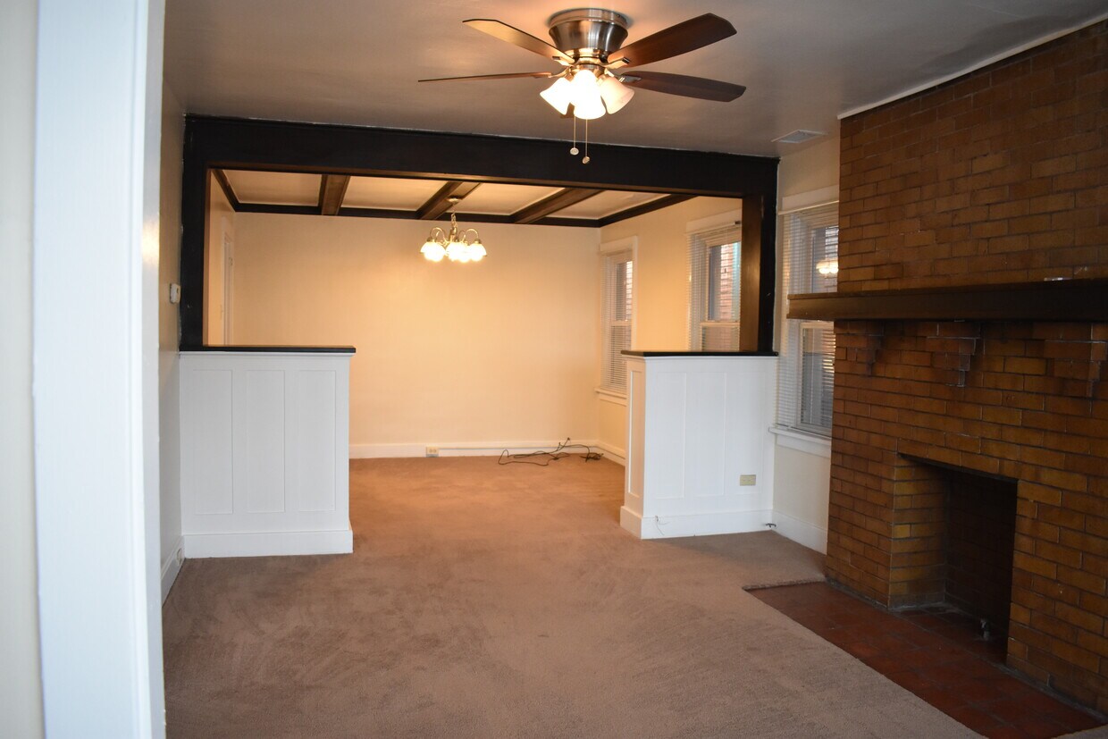 Foto principal - 582 Peebles St