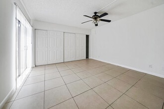 Building Photo - 2173 White Pine Cir