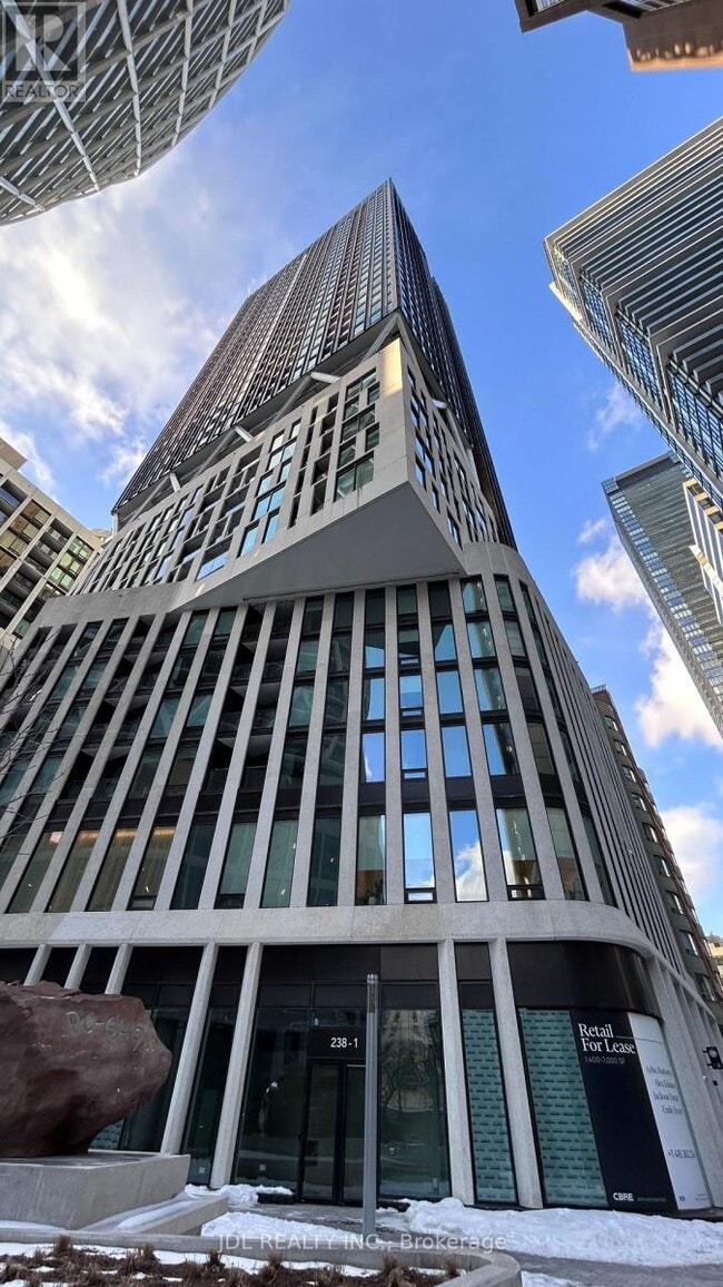 Building Photo - 238 Simcoe St