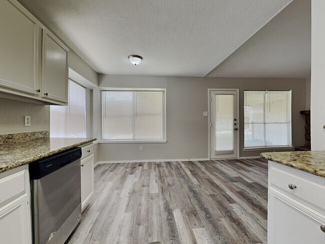 Building Photo - 2509 Merrimac Dr