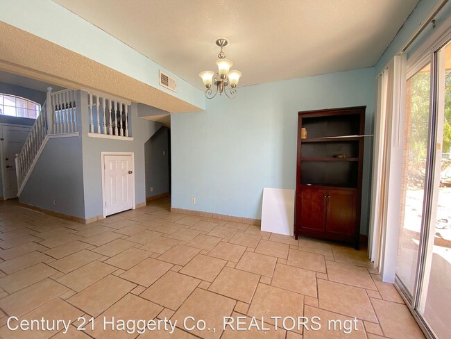 Building Photo - 4 br, 2 bath House - 504 Journey Court