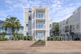 Building Photo - 361 Ahern St