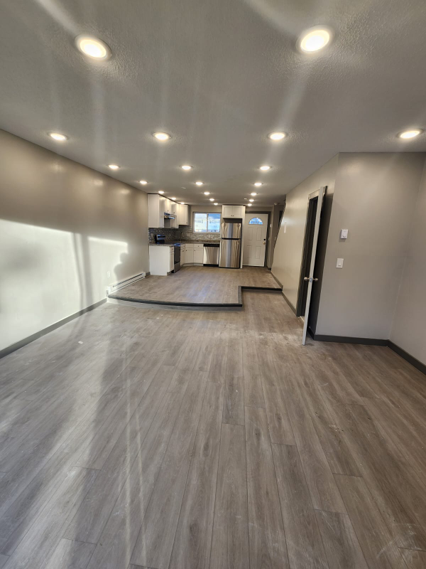 Building Photo - 52 Perry Hill Rd