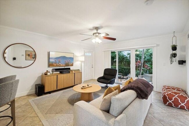 Foto del edificio - 49 SE 7th Ave