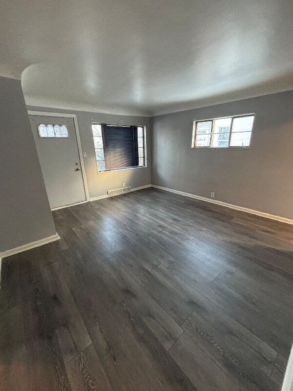 Building Photo - 938 Stocker Ave