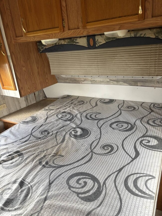 Building Photo - 2900 FL-17