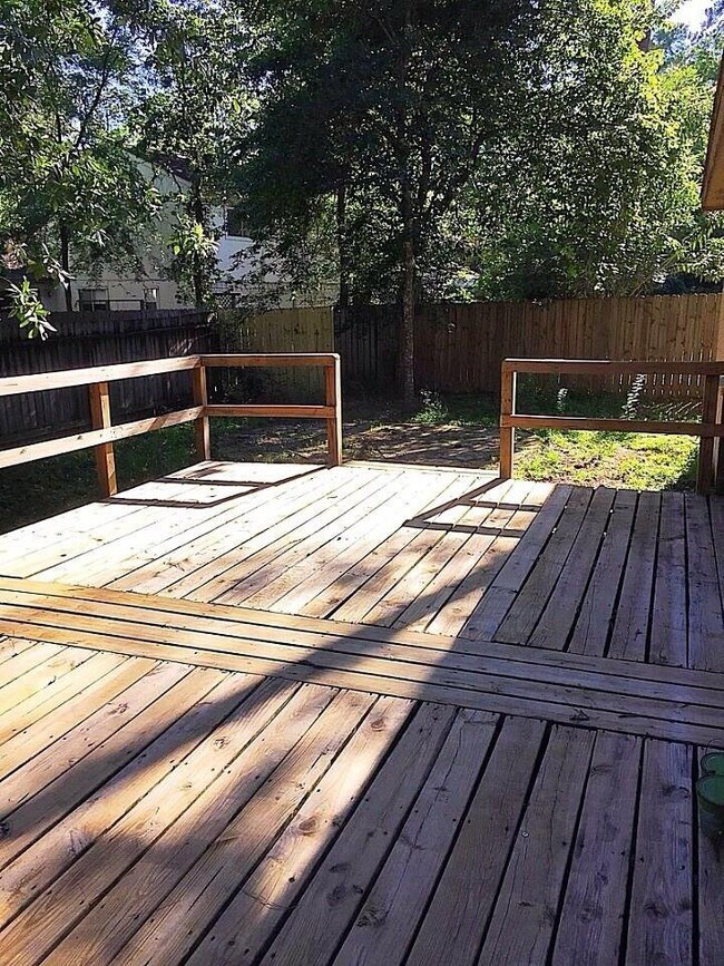 Building Photo - 27 North Greenbud Court, Spring, TX 77380 ...
