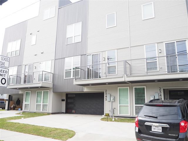 Foto del edificio - 2349 N Carroll Ave